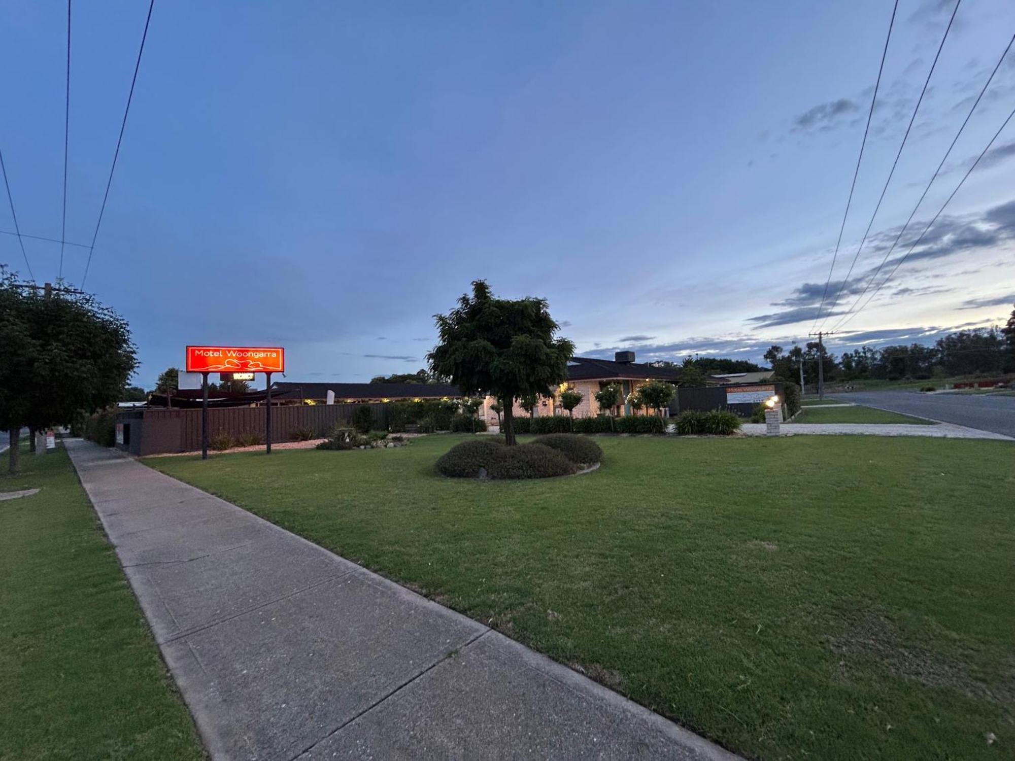 Motel Woongarra Рутерґлен Екстер'єр фото